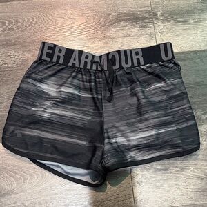 Under Armour Girls Gray Patterned Athletic Shorts